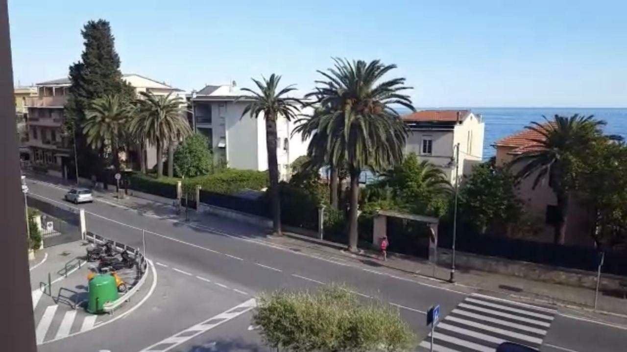 Varigotti #Subitoalmare 外观 照片